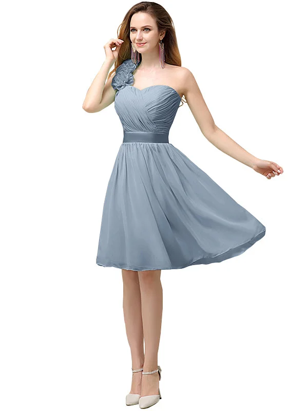 A-line Chiffon One Shoulder Knee-Length Short Bridesmaid Dresses