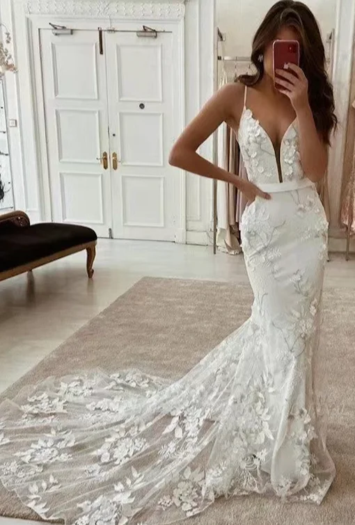 Elegant Straps Wedding Dresses Bridal Gown Lace