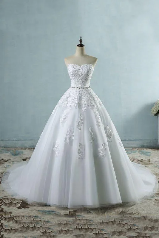 Bridelily Strapless Appliques Tulle A-line Wedding Dress