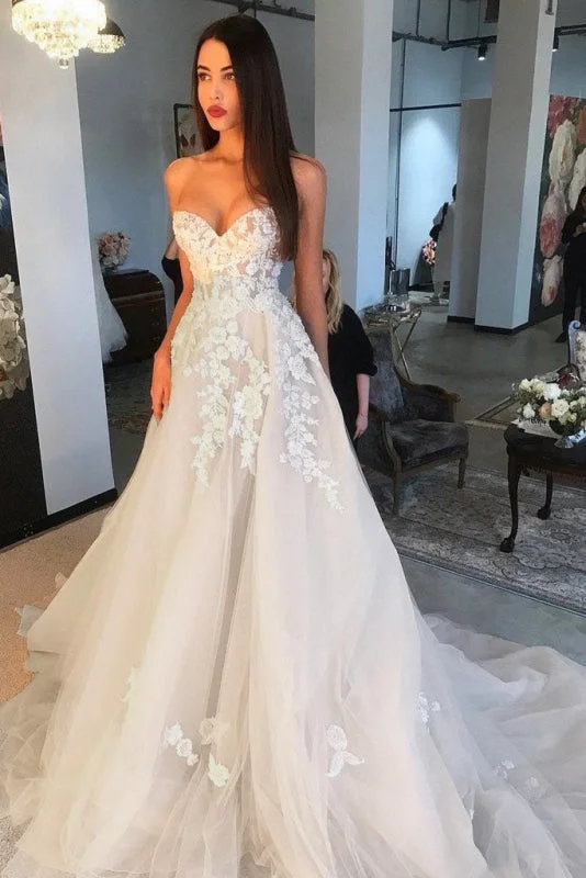 Elegant A Line Sweetheart Tulle Lace Applique Ivory Wedding Long Dress