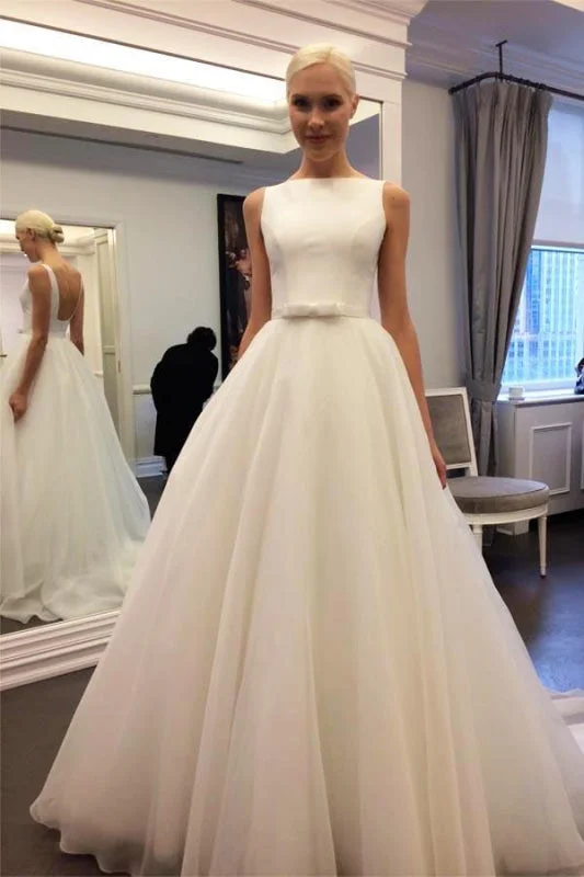 Elegant Ivory Bateau Backless Sleeveless A-line Tulle Wedding Dress