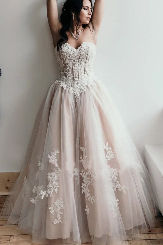 Floor Length Sweetheart Tulle Wedding with Lace Appliques Long Dress