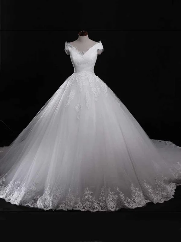 Modest V-Neck Lace-Up Ball Gown Tulle Wedding Dresses