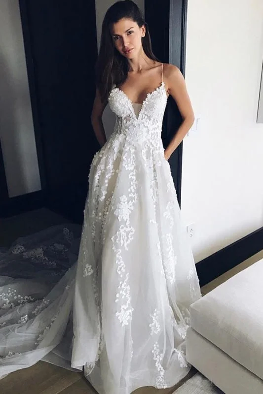 Spaghetti Strap V Neck Beach Court Train Tulle Wedding Dress with Lace