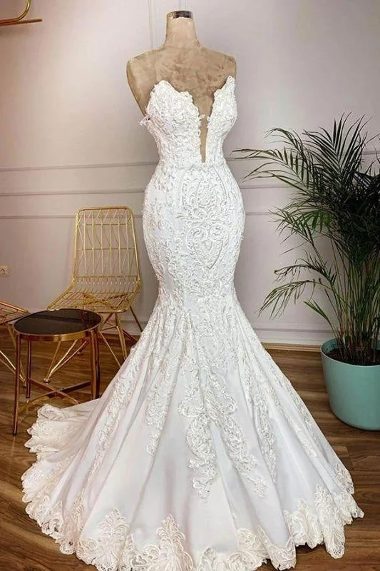 Bridelily Strapless Appliques Satin Mermaid Wedding Dress