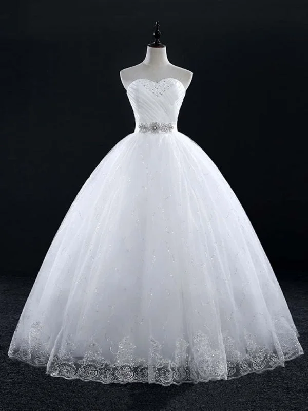 Sweetheart Lace Ball Gown Wedding Dresses